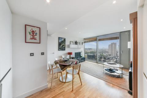 1 bedroom flat to rent, Landmark West Tower, 22 Marsh Wall, Nr Canary Wharf, London, E14