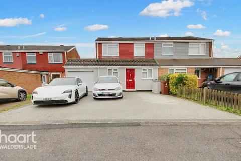 3 bedroom semi-detached house for sale, Panton Close, Chatham