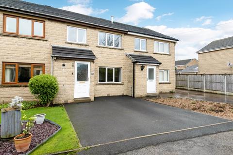 3 bedroom townhouse for sale, Cotswold Mews, Kirkburton, HD8