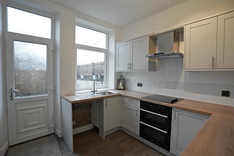 3 bedroom terraced house for sale, Turnpike Street, Elland