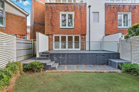 5 bedroom end of terrace house for sale, Swan Place, Westerham, Kent