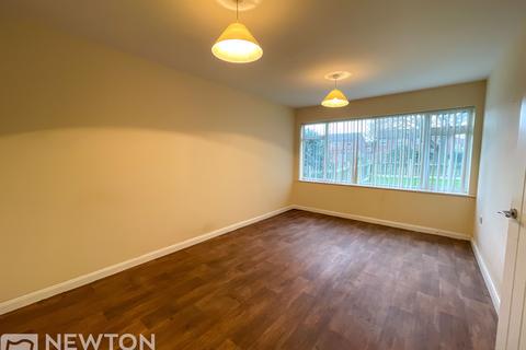 2 bedroom bungalow for sale, West Walk , Retford DN22