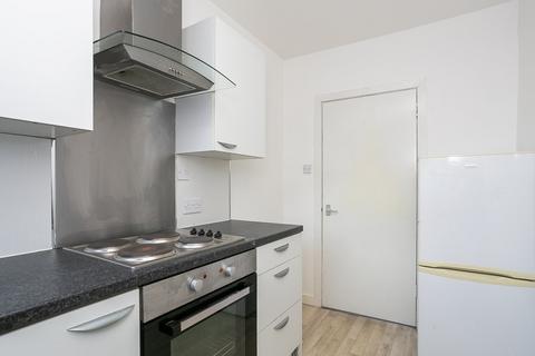 39/1 Granton Crescent, Edinburgh, EH5 1BN