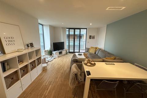 2 bedroom flat for sale, St Georges Island, Castlefield, Manchester