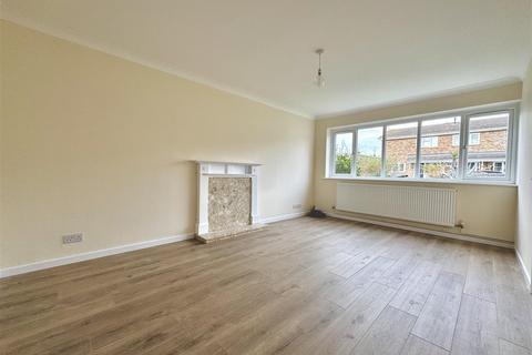 72 Dunkirk Road, Burnham-on-crouch, CM0 8LG