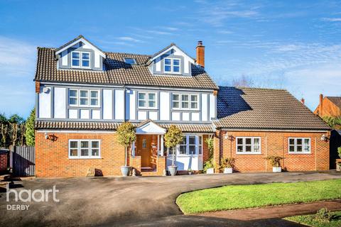 7 bedroom detached house for sale, The Chine, Alfreton