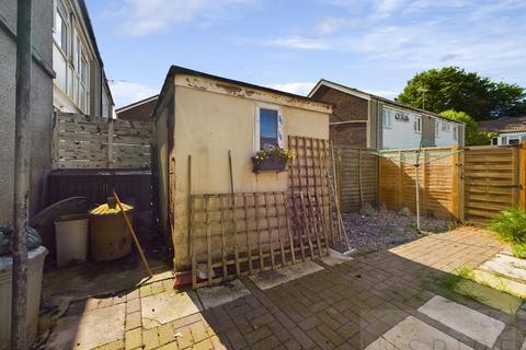 3 bedroom terraced house for sale, Warnham Road, Crawley RH10