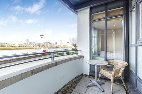 2 bedroom flat to rent, Cotton Row, London, SW11