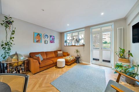 2 bedroom apartment for sale, Wickham Road, SE4