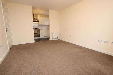 2 bedroom apartment to rent, Hudson Close, Bolton, BL3 4FP