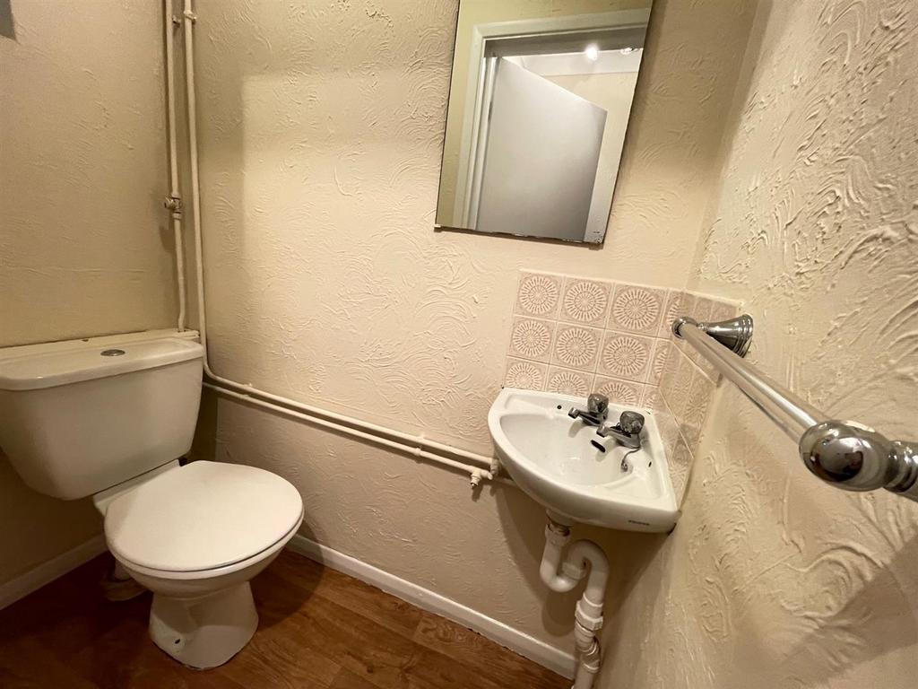 Ground Floor Cloakroom