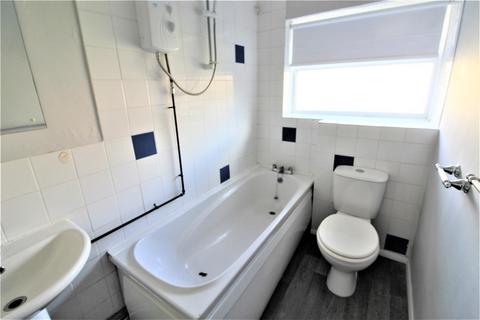 33 Grove Court, Leeds, LS6 4AE