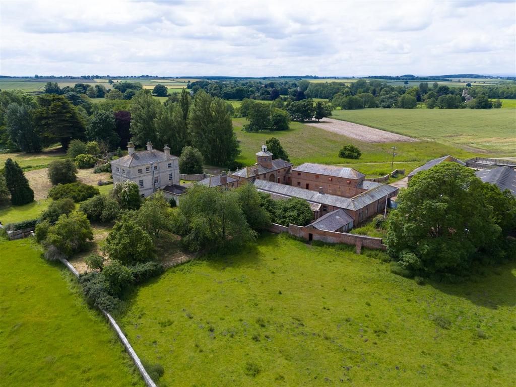 2. Kirby Hall Estate 11.jpg