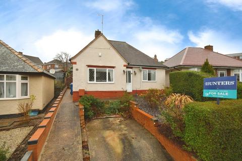 2 bedroom detached bungalow for sale, Holmebank West, Brockwell, Chesterfield, S40 4AS