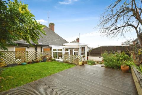 2 bedroom detached bungalow for sale, Holmebank West, Brockwell, Chesterfield, S40 4AS