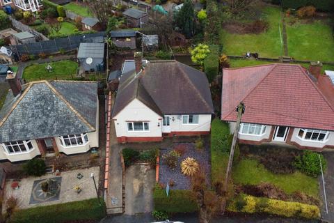 2 bedroom detached bungalow for sale, Holmebank West, Brockwell, Chesterfield, S40 4AS