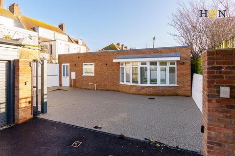 2 bedroom detached bungalow for sale, Raphael Road, Hove BN3