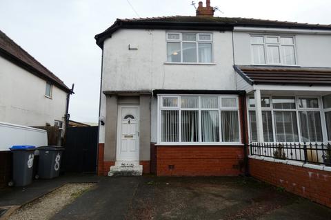 2 bedroom semi-detached house to rent, St Michaels Road, Blackpool, FY2 0LD