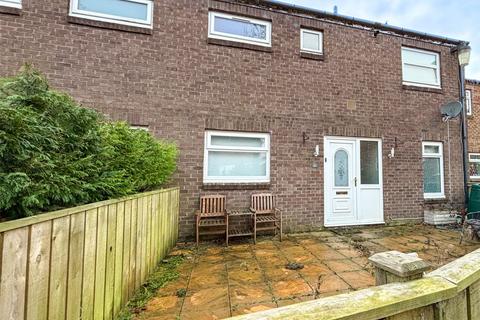 3 bedroom terraced house for sale, Coquet, Washington NE38