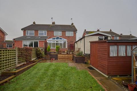 3 bedroom semi-detached house for sale, Outlands Drive, Hinckley