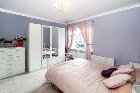 3 bedroom bungalow for sale, Carlingford Drive, Westcliff-on-Sea, Essex, SS0