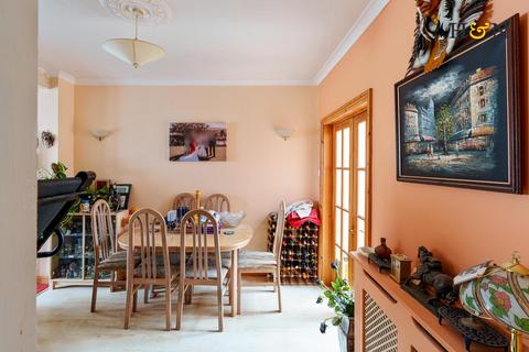 3 bedroom end of terrace house for sale, Whippingham Street, Brighton BN2