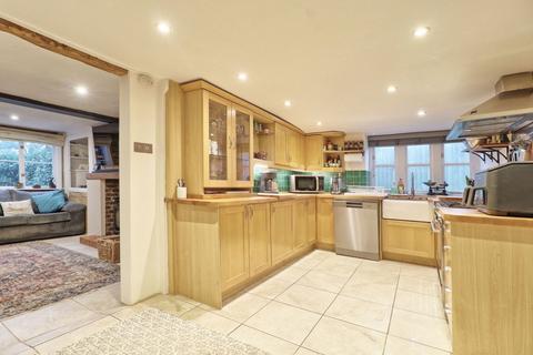 4 bedroom detached house for sale, Kings Road, Southminster CM0