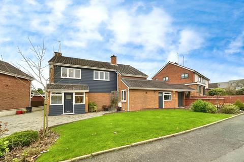 3 bedroom detached house for sale, Cheviot Rise, Cannock WS12