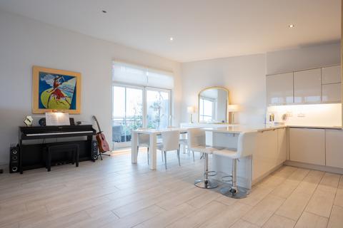 3 bedroom penthouse for sale, Stone Close, Hamworthy, Poole, Dorset, BH15