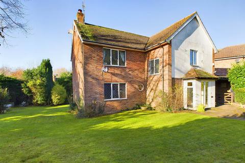 4 bedroom detached house for sale, Claymoor Park, Marlow SL7