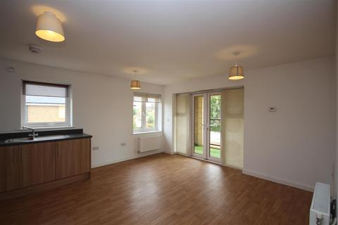 2 bedroom flat for sale, Chapel Drive, Dartford