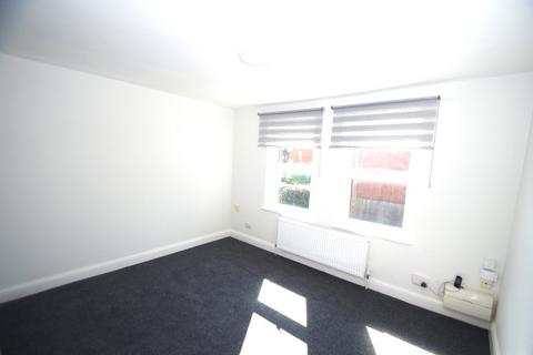 1 bedroom flat to rent, Hagden Lane, Watford, WD18