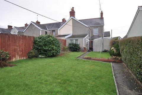 3 bedroom end of terrace house for sale, North Road, Whitland