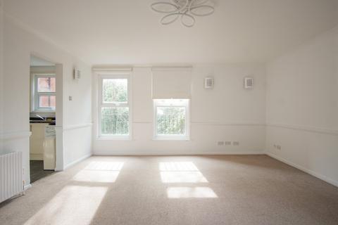 2 bedroom flat to rent, Alma Court, Bristol BS8