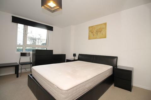 1 bedroom flat for sale, City Tower, 3 Limeharbour, Canary Wharf E14