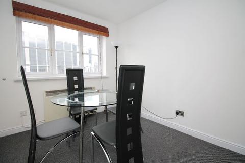 2 bedroom flat to rent, Wheatsheaf Close, Isle of Dogs, E14