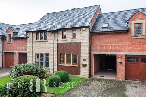 3 bedroom semi-detached house for sale, Wardle Court, Whittle-Le-Woods, Chorley