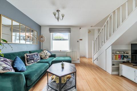 18 Audric Close, Kingston Upon Thames, KT2 6BP