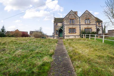 2 bedroom semi-detached house for sale, Combrook, Combrook, Warwick, Warwickshire