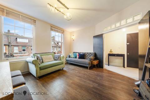 2 bedroom flat for sale, Filey Avenue, London, N16