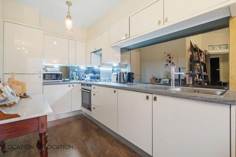 2 bedroom flat for sale, Filey Avenue, London, N16