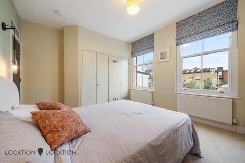 2 bedroom flat for sale, Filey Avenue, London, N16