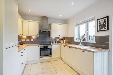 5 Orchard Park, Ulleskelf, Tadcaster, LS24 9FT