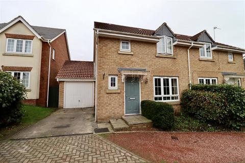 3 bedroom semi-detached house for sale, Bow Bridge Close, Market Weighton