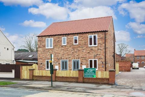 2 bedroom semi-detached house to rent, Southgate, Market Weighton