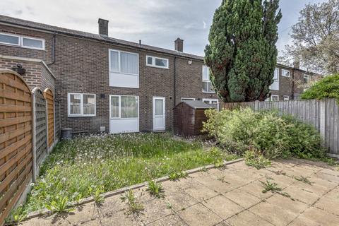 3 bedroom terraced house to rent, Medebourne Close Blackheath SE3