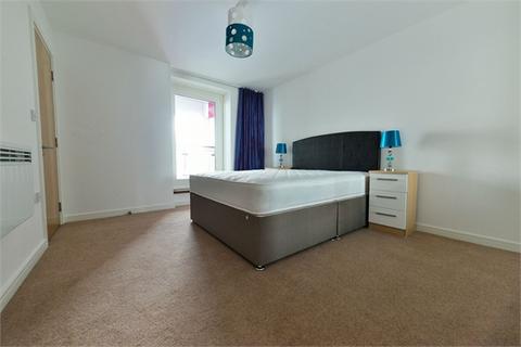 2 bedroom apartment to rent, Ferry Court, Cardiff CF11