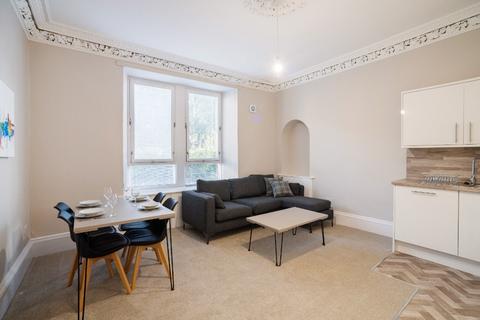 3 bedroom flat to rent, Constitution Road, City Centre DD1