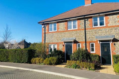 2 bedroom house to rent, Tawny Close