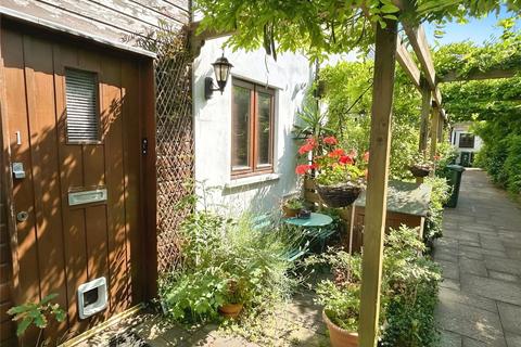 2 bedroom terraced house for sale, Luther Mews, Brighton, East Sussex